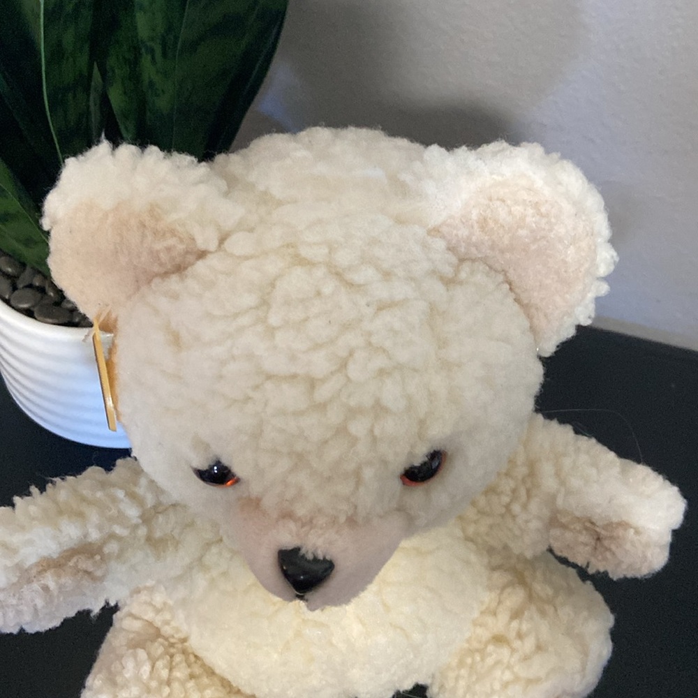 Vintage 1986 Snuggle Bear Hand Puppet: Adorable Cream Teddy Bear Plush - Picture 8 of 14